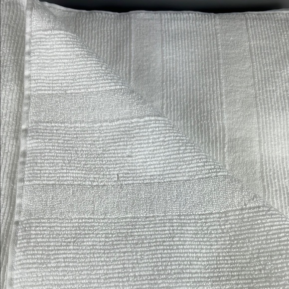 Kassa Spa White Bath Towel Set 100% Cotton Luxury 2 Bath 2 Hand Set of 4 NEW - Picture 5 of 5